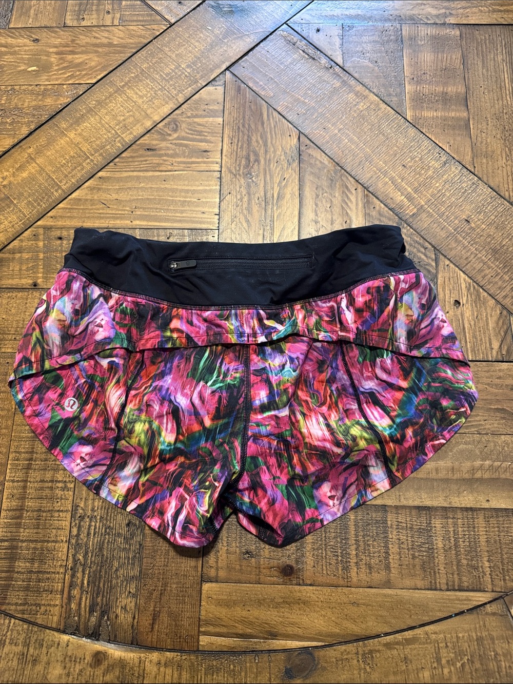 lululemon athletica Women’s Multicolor Painted Print Running Shorts